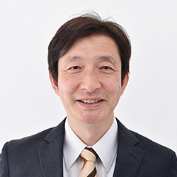 Hiroyuki Higashiyama - Headshot
